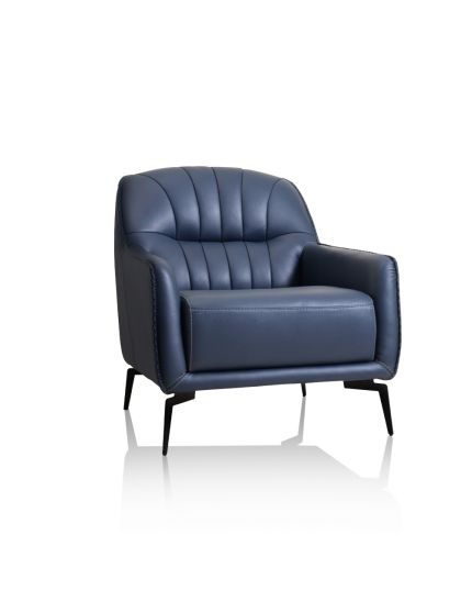 5812 Wing Chair